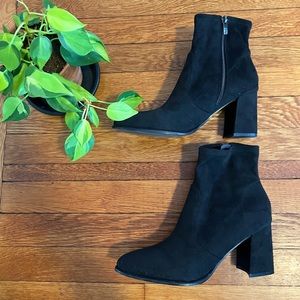 Marc Fisher suede booties NWT